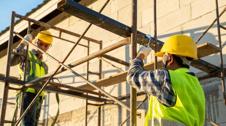 Professional fairlawn roofing services in Summit, AR